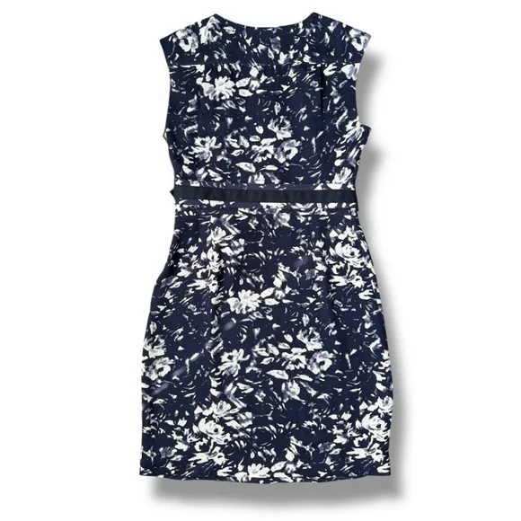 Tory Burch Navy Blue and White Silk Floral Belted Sleeveless Dress | EUC Size 6 - Picture 2 of 12